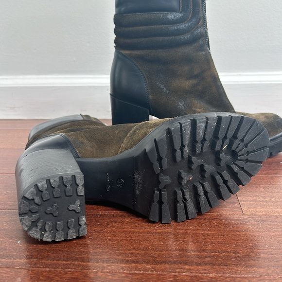 Emanuele Crasto suede zip booties | khaki - Picture 6 of 13